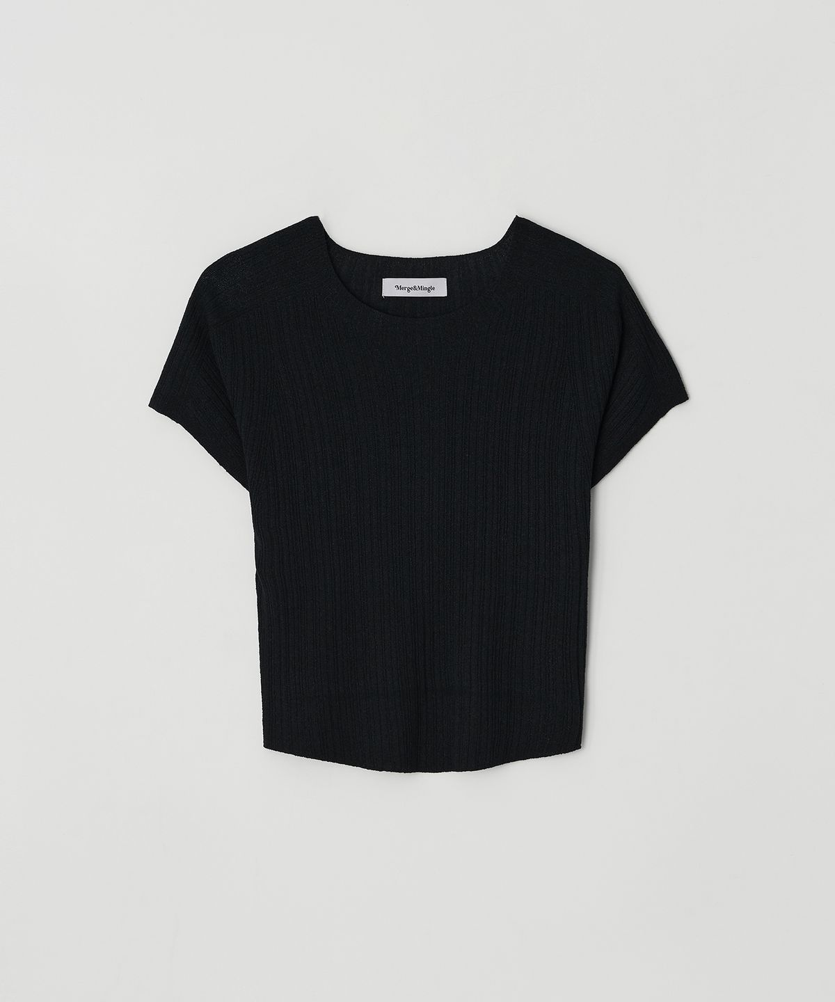 머지앤밍글(MERGE&MINGLE) Arin Wholegarment Pleats Short Sleeve Knit Top (Black)