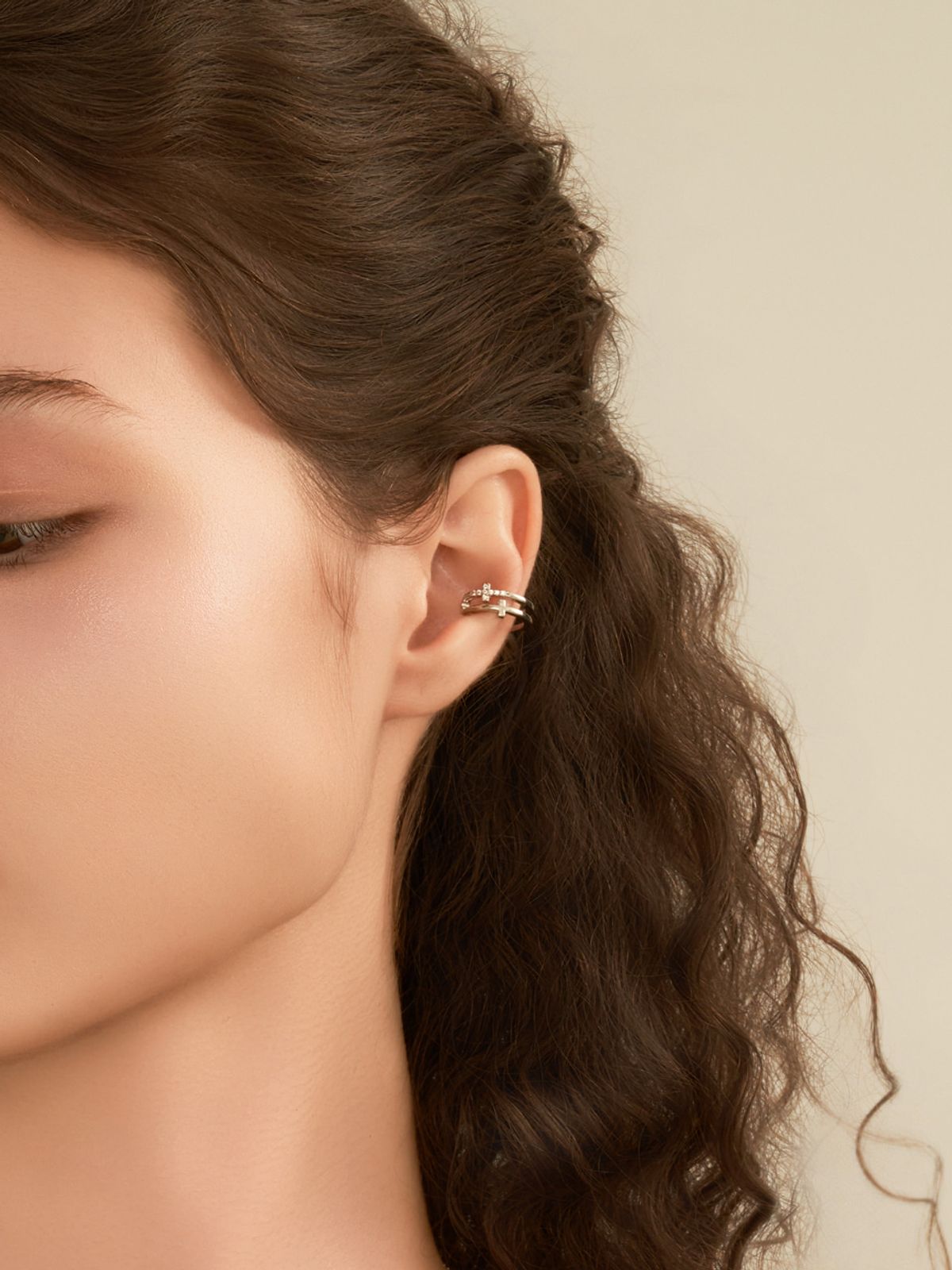 엘르주얼리(ELLEJEWELRY) 스텔라 크로스 이어커프 ELBREC007