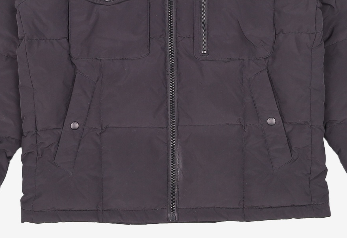 버커루(BUCKAROO) 남성 N/P 아웃포켓 하이넥 다운 점퍼(B224DW330P) 블랙 L