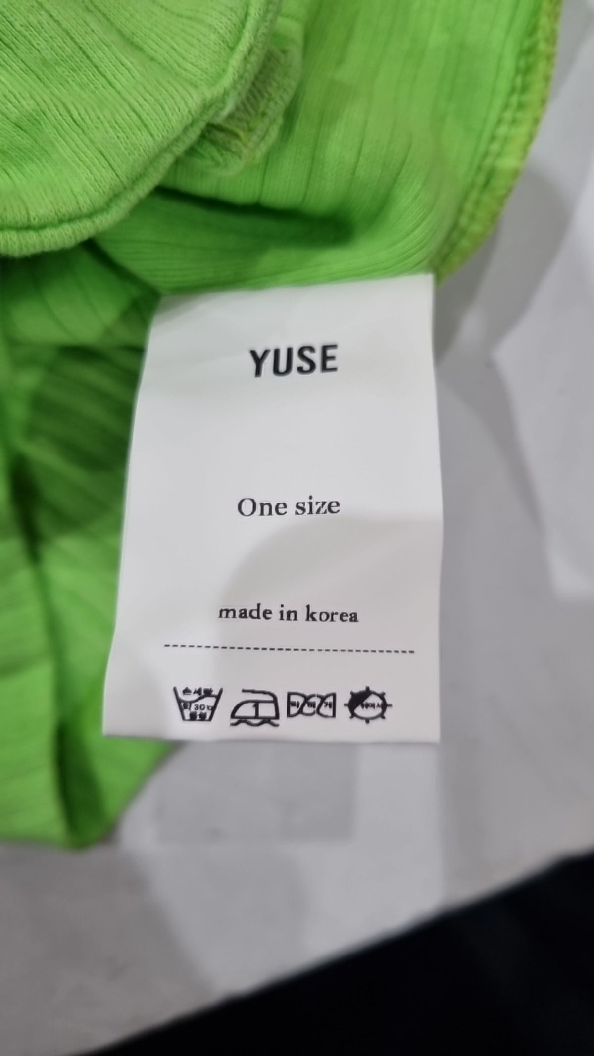 유즈(YUSE) 반소매 티셔츠