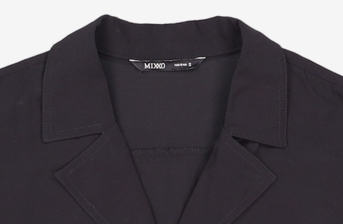 미쏘(MIXXO) 테일러드 아웃포켓 블라우스 MIWBWB801B S