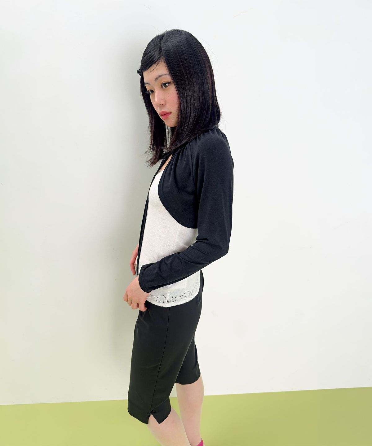 니히(NIEEH) Ribbon bolero (Black)