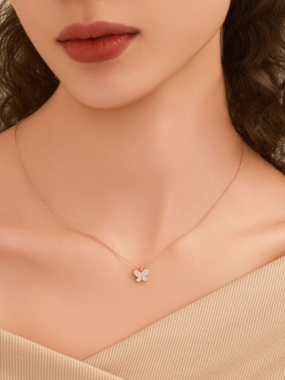 엘르주얼리(ELLEJEWELRY) 파베 셋팅 나비 팬던트 목걸이 ELBRNN249 (14K Gold Plated)