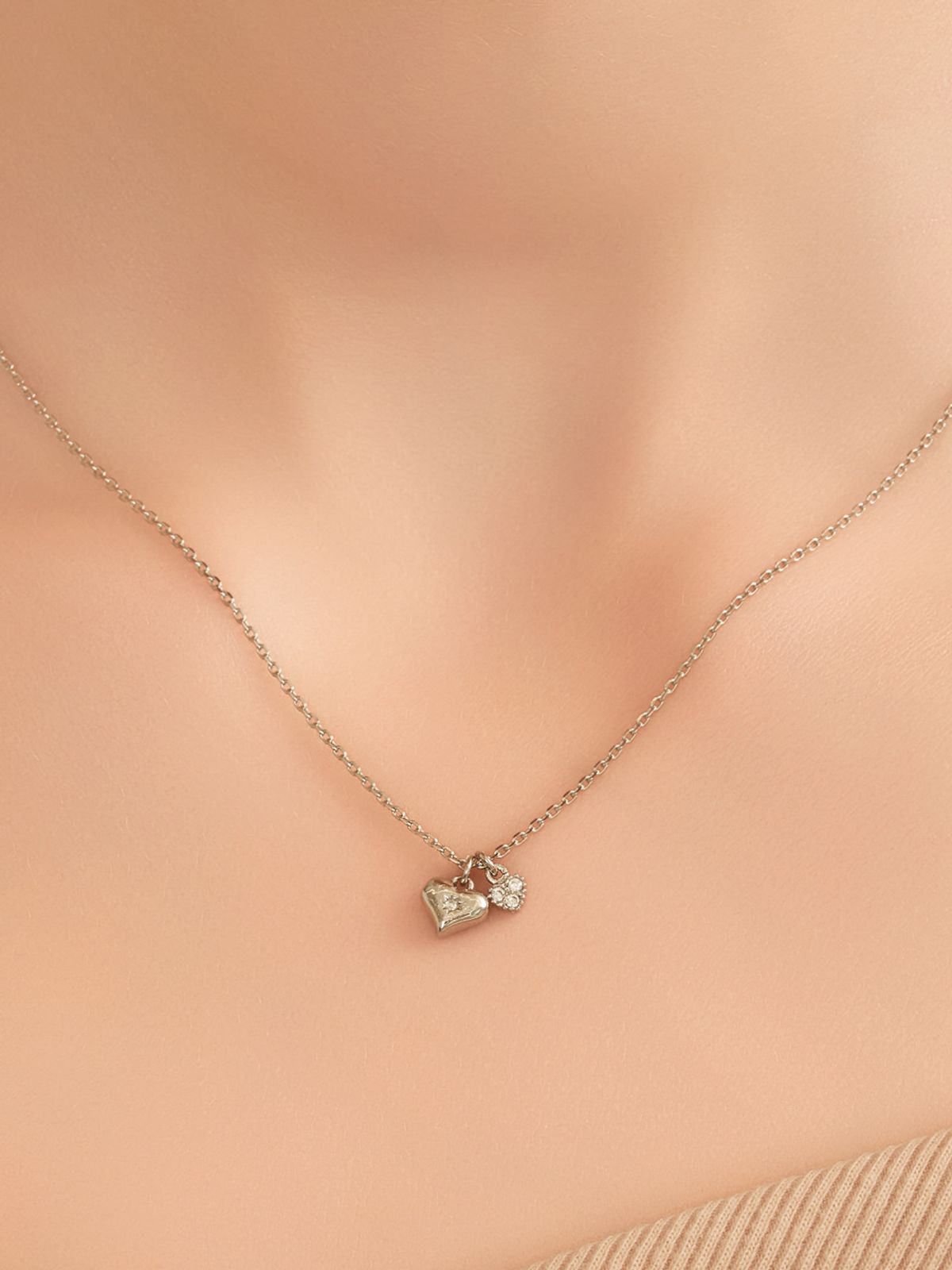 엘르주얼리(ELLEJEWELRY) 미니 하트 참 레이어드 목걸이 ELBRNN248 (14K Gold Plated)