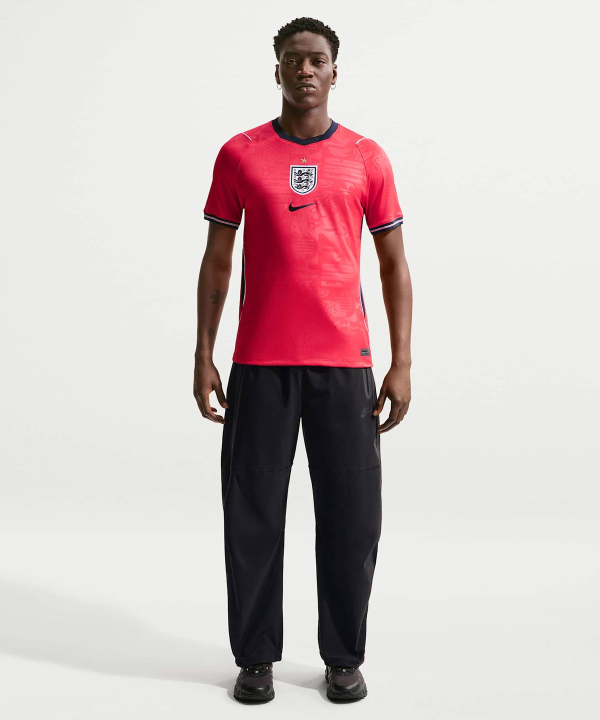 나이키(NIKE) 잉글랜드 2026 스타디움 어웨이 드라이 핏 축구 레플리카 저지 M - 스피드 레드:옵시디언:화이트:옵시디언 / IB5361-624