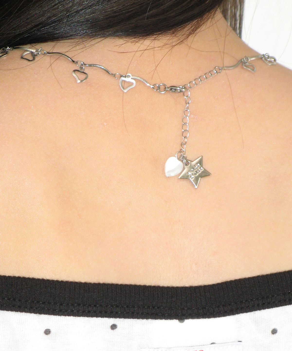 론론(RONRON) FLOWER HEART WAVE NECKLACE SILVER