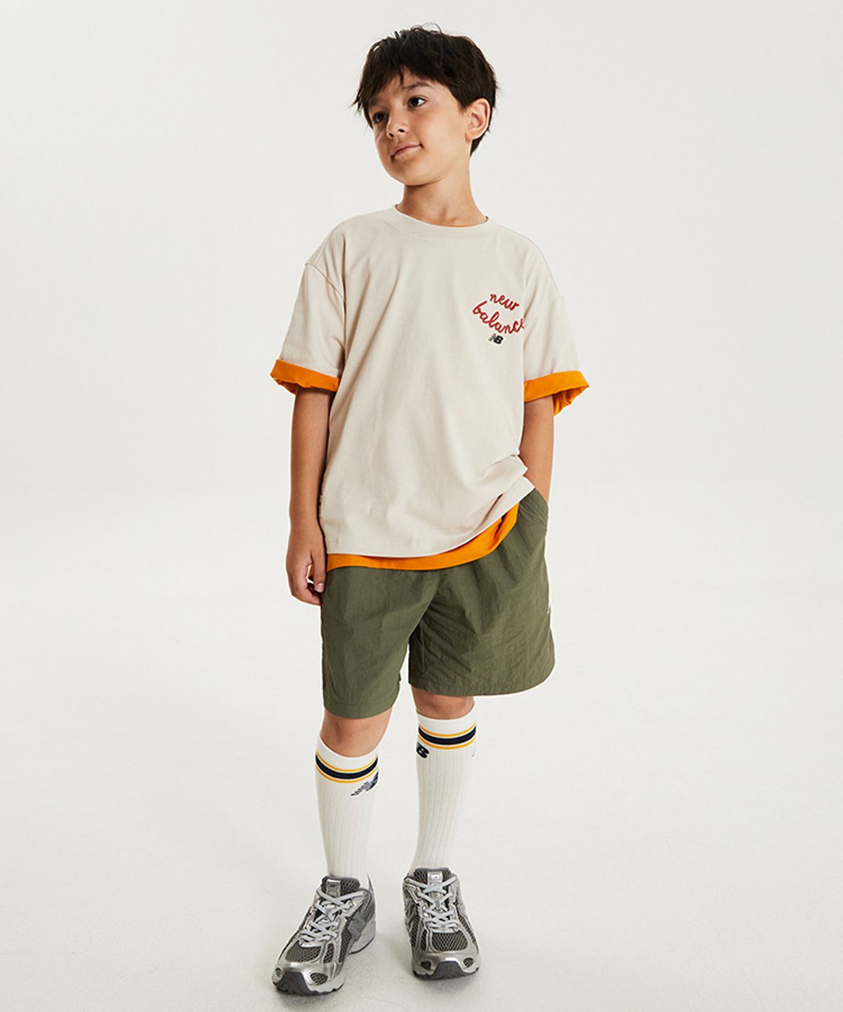 뉴발란스 키즈(NEWBALANCEKIDS) 배색 로고 반팔티 NK9EG3704U36