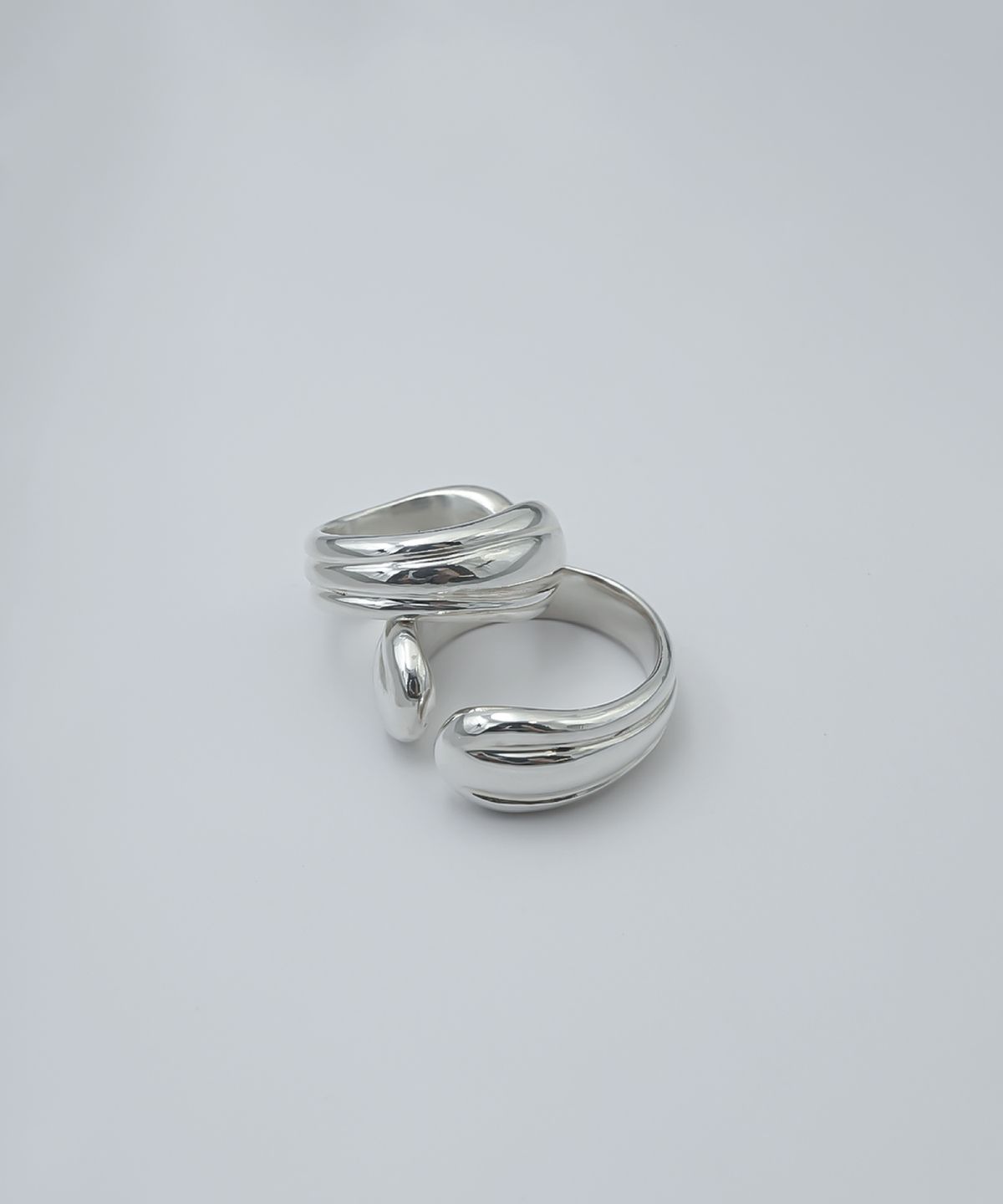 수이오브(SUIOVE) FLOW OPEN RING