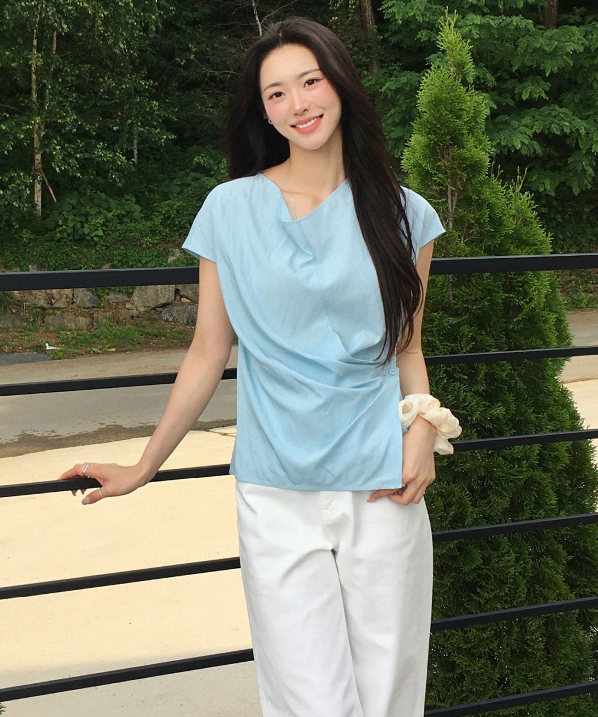 올리브 데 올리브(OLIVE DES OLIVE) 카울넥 랩스타일 블라우스 OW6MB6610