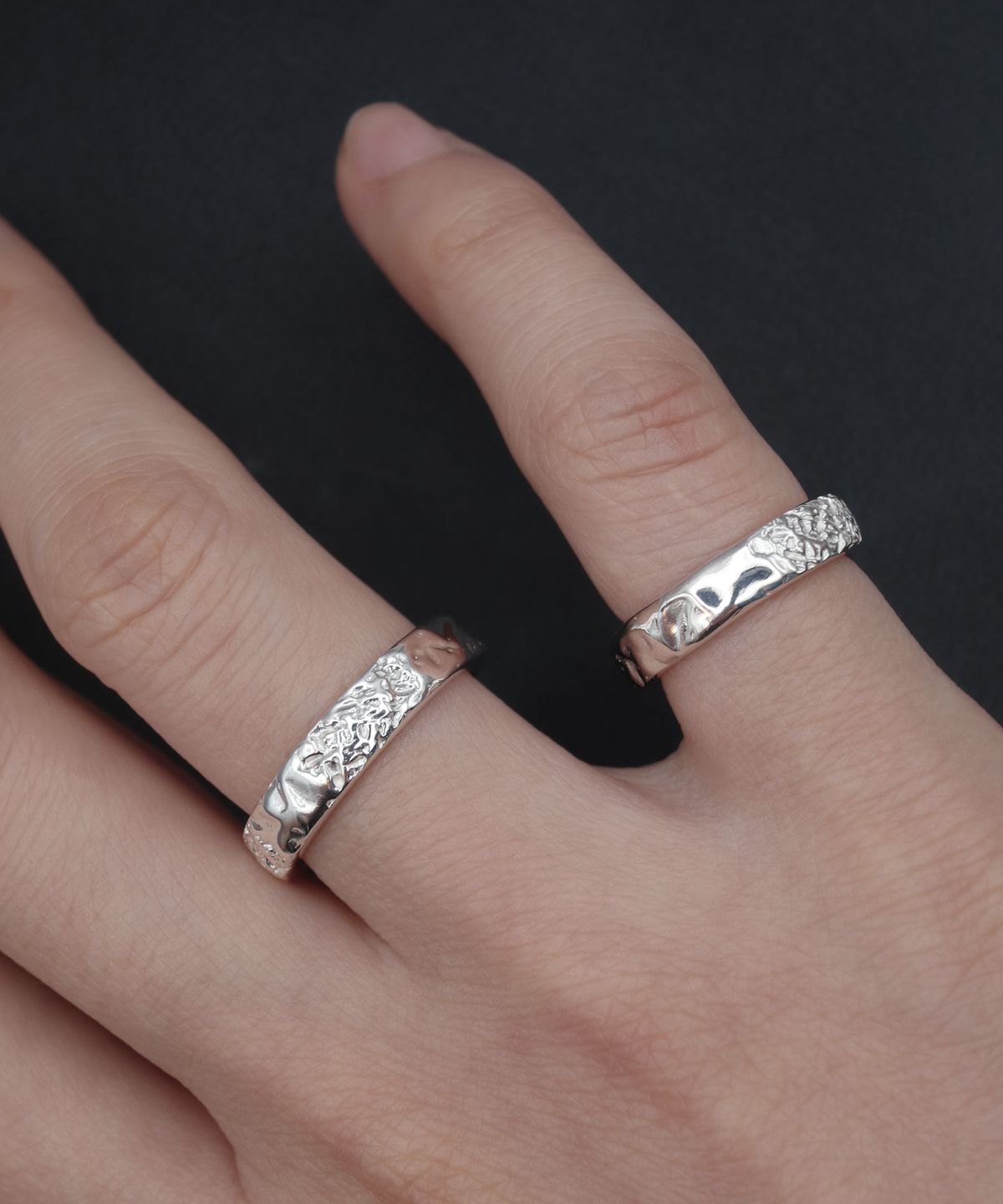 수이오브(SUIOVE) BOLD TEXTURE RING