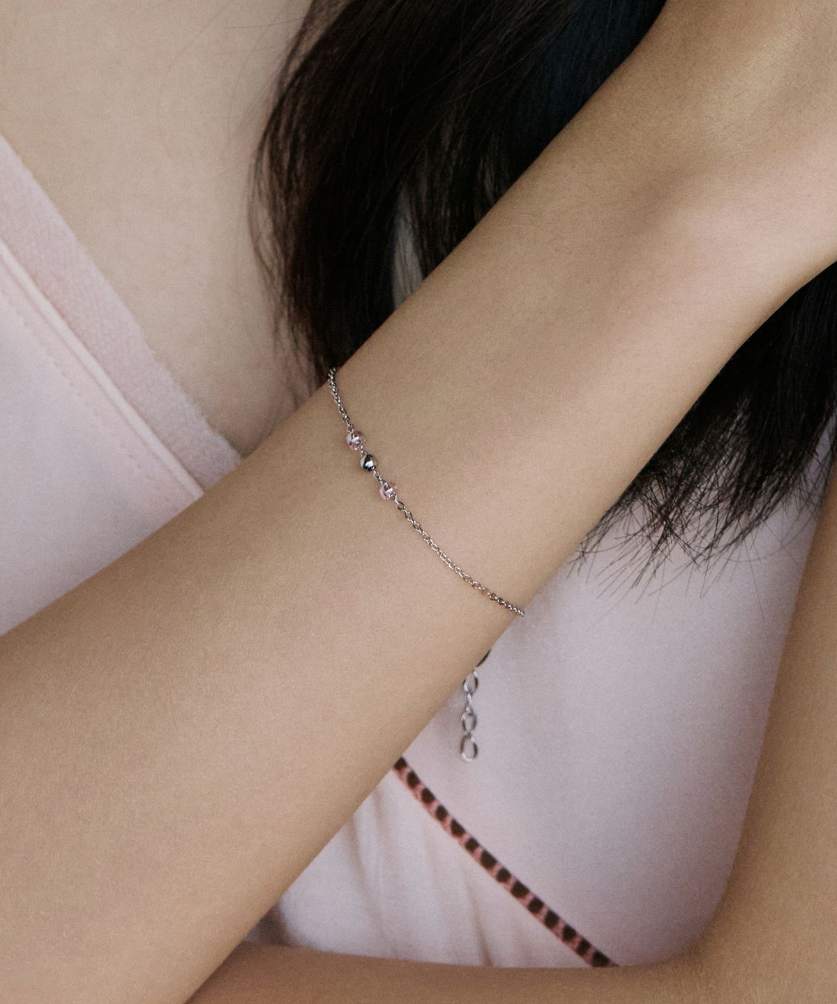 메리모티브(MERRYMOTIVE) Light violet beads point bracelet