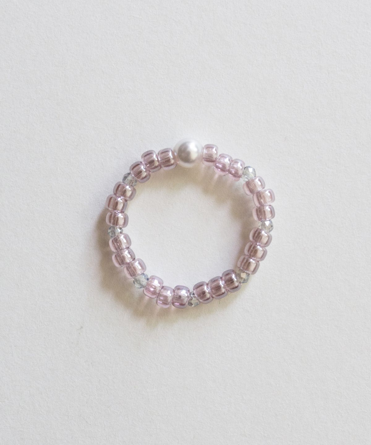 메리모티브(MERRYMOTIVE) Light violet beads ring