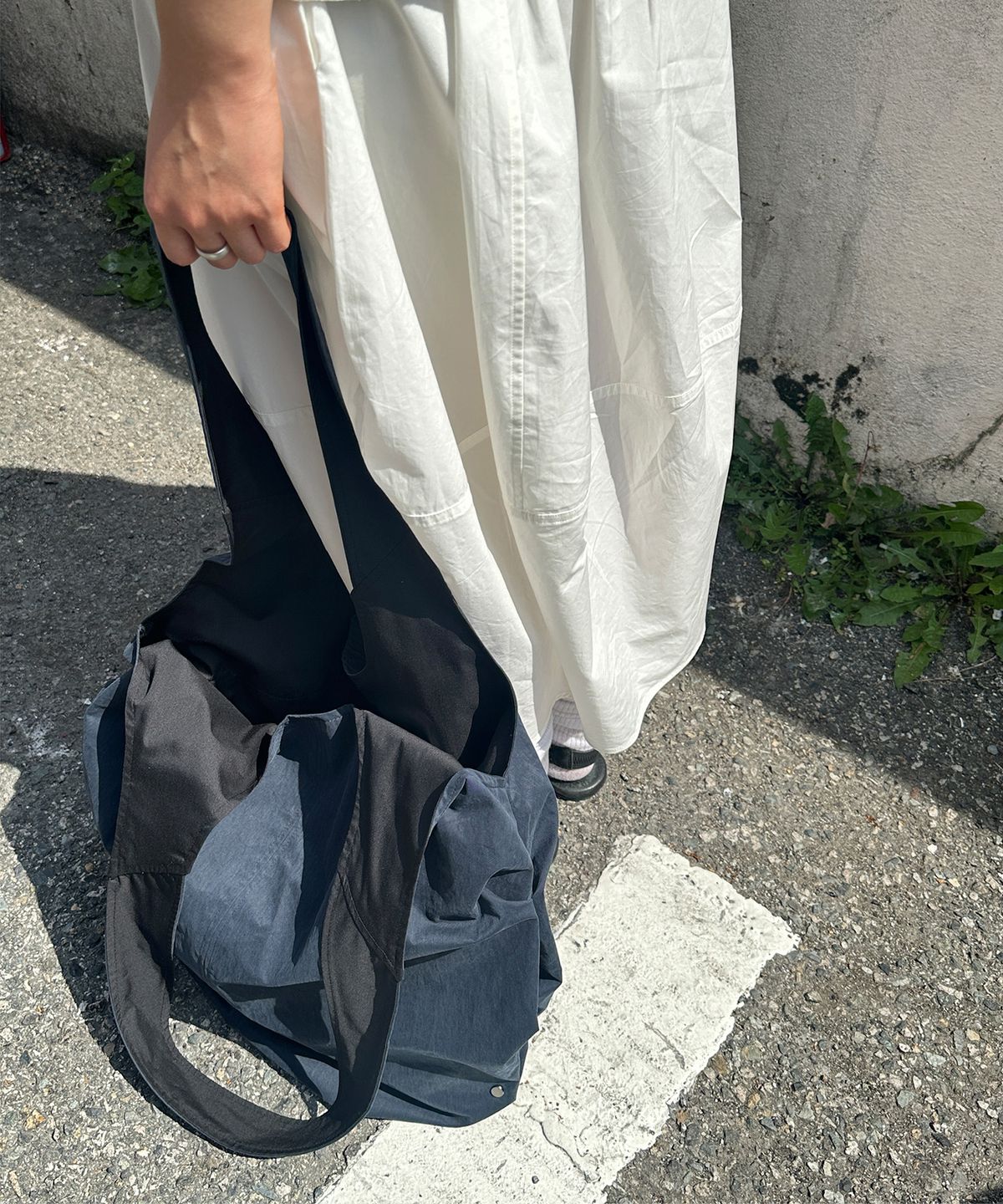 에크라(ECHRA) lowen tote bag [dusty navy]