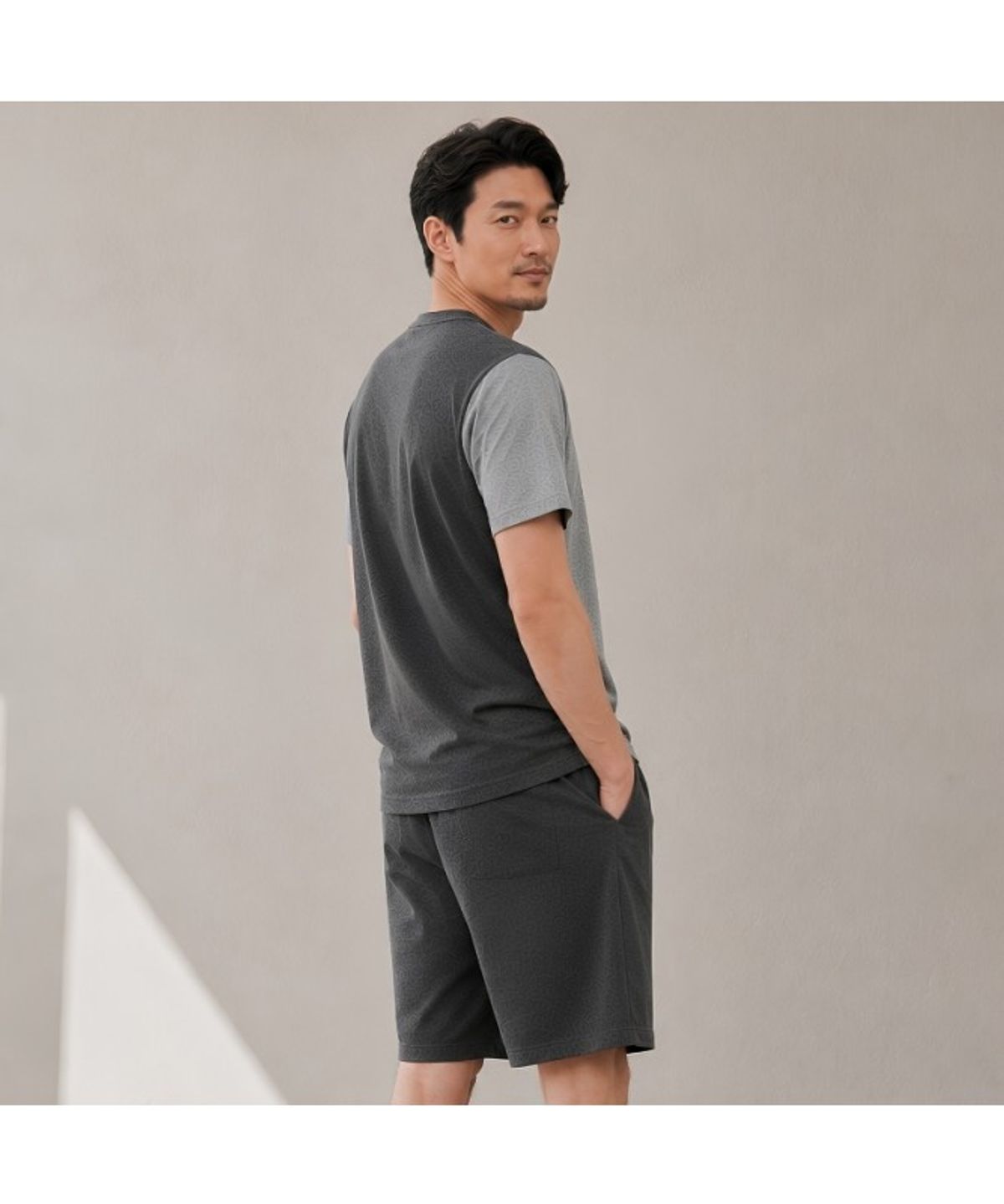 커스텀어스(CUSTOMUS) 남성 피그먼트 블록 헨리넥 반팔티셔츠 CXS26MKRT501 GRY