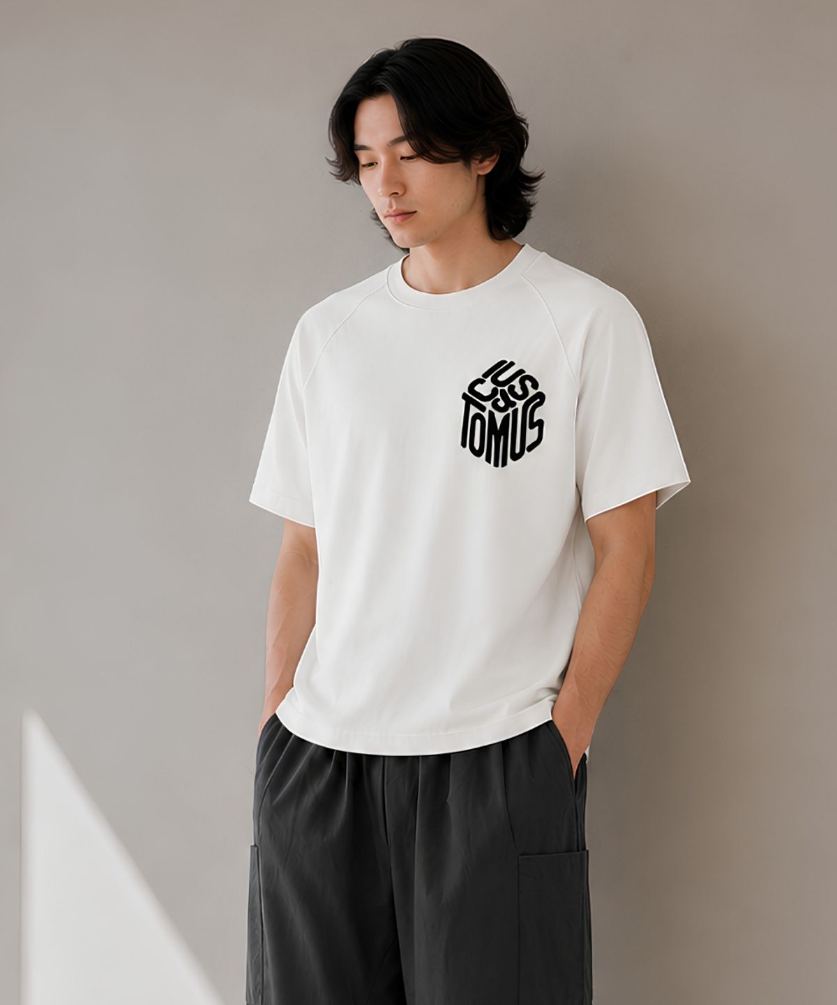 커스텀어스(CUSTOMUS) 남성 후로피 로고 프린트 라그랑 반팔티셔츠 CXS26MKRT506 WHI