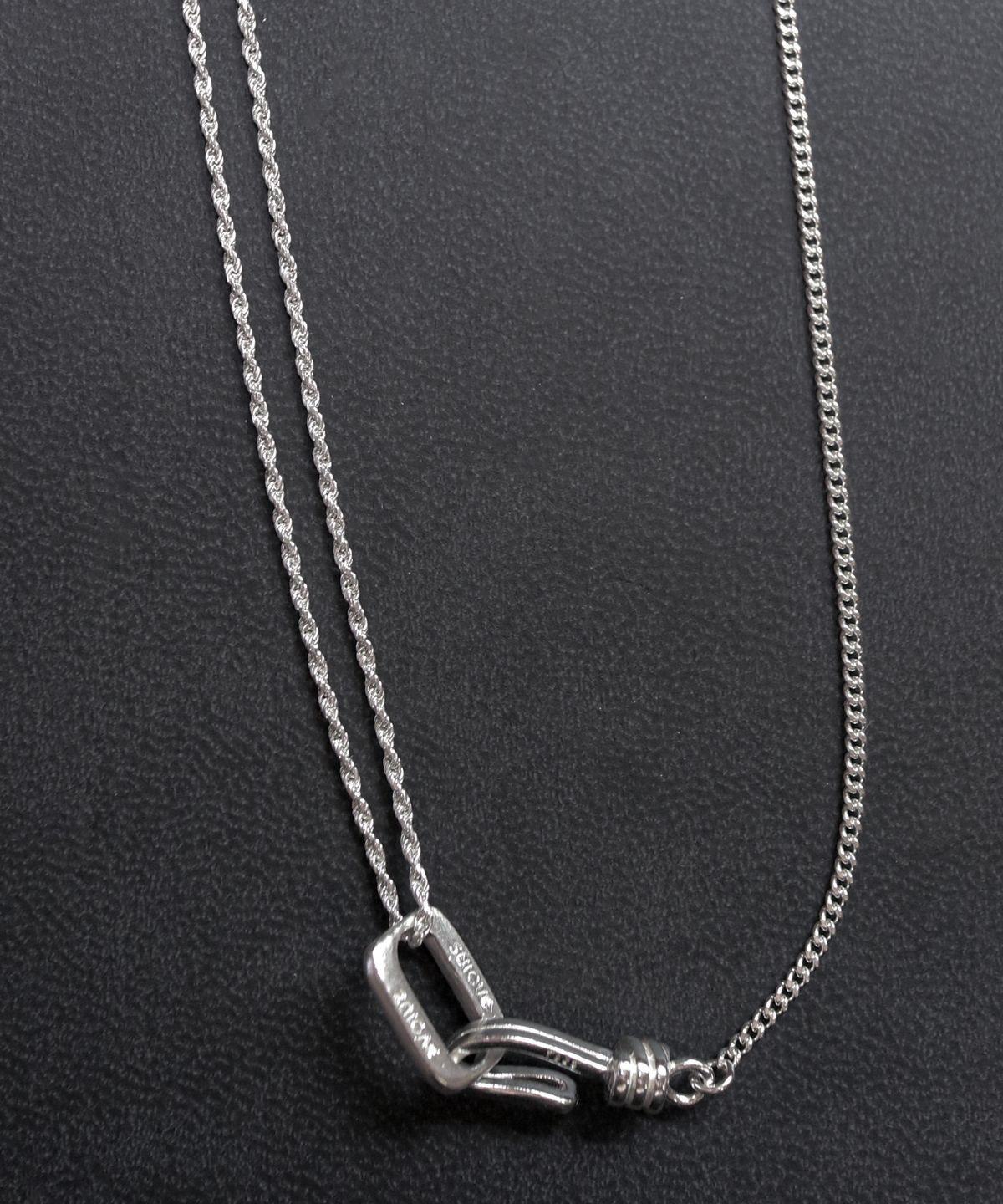 수이오브(SUIOVE) DOUBLE TEXTURE NECKLACE