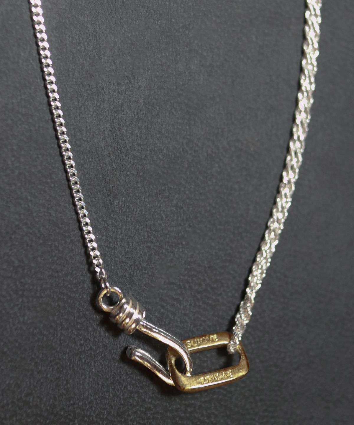 수이오브(SUIOVE) DOUBLE TEXTURE NECKLACE
