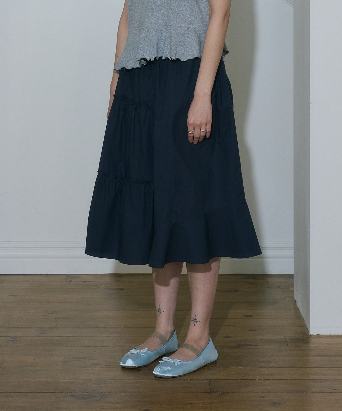아페이즈(APAISE) [투웨이] Cancan Shirring Long Skirt(Navy)