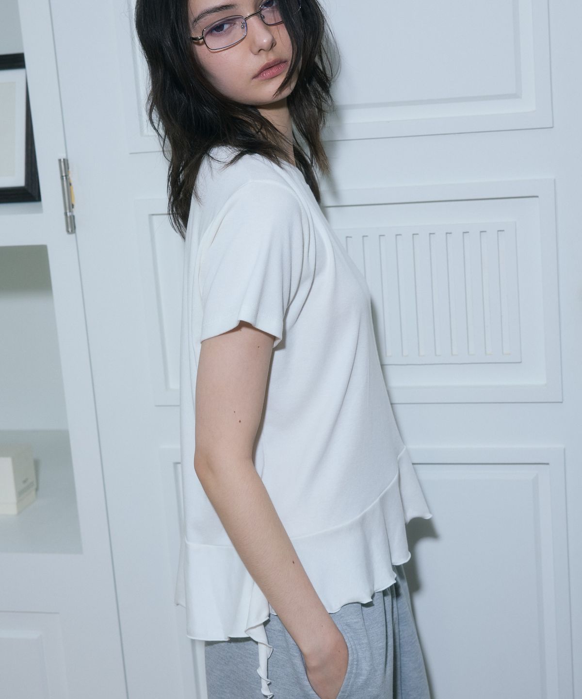 아페이즈(APAISE) Modal Unbalance Layered T-Shirt(Ivory)