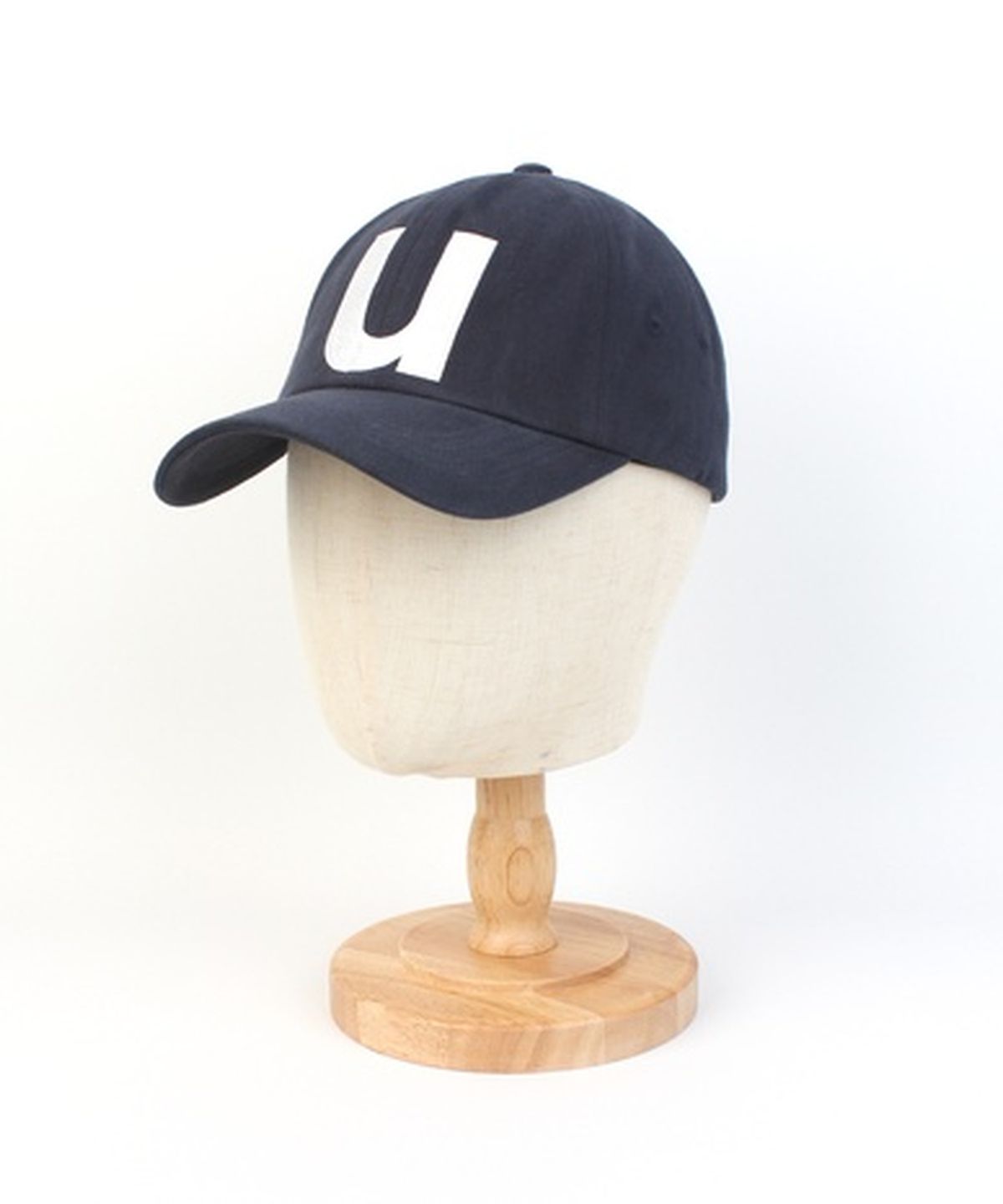유니버셜 케미스트리(UNIVERSAL CHEMISTRY) Bold U Navy Ballcap 워싱볼캡