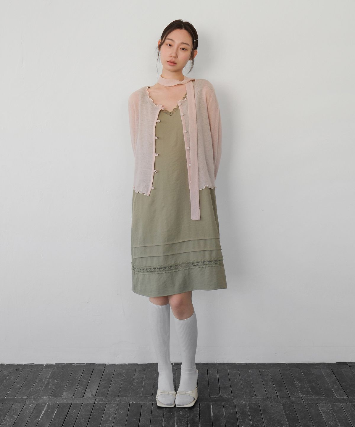 모의(MOUI) Jazz sleeveless ops (OLIVE)