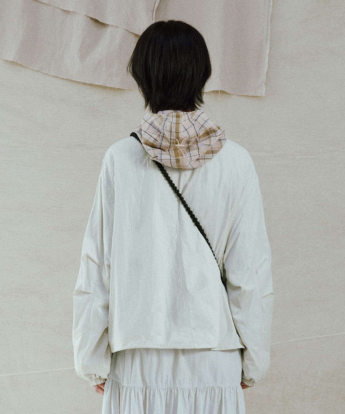 모노크롬(MONOCHROME) goof parachute jumper