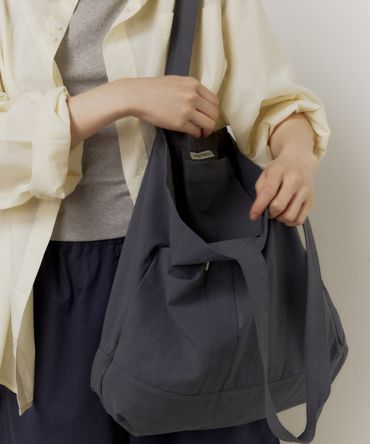 웨이베러시스(WAYBETTERSIS) WBS Cotton BAG (DEEP NAVY)