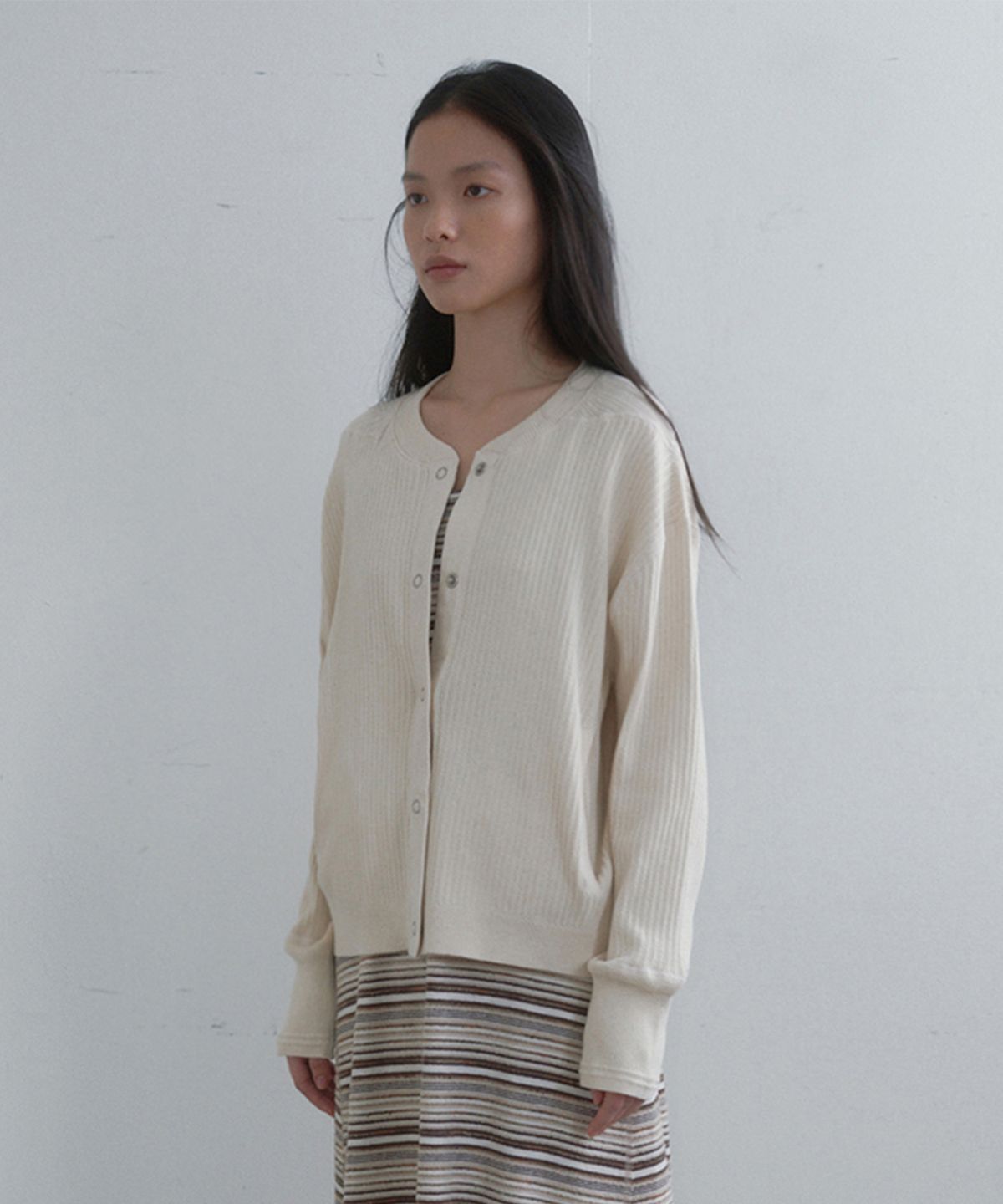 모노크롬(MONOCHROME) natural cotton cardigan (ecru)