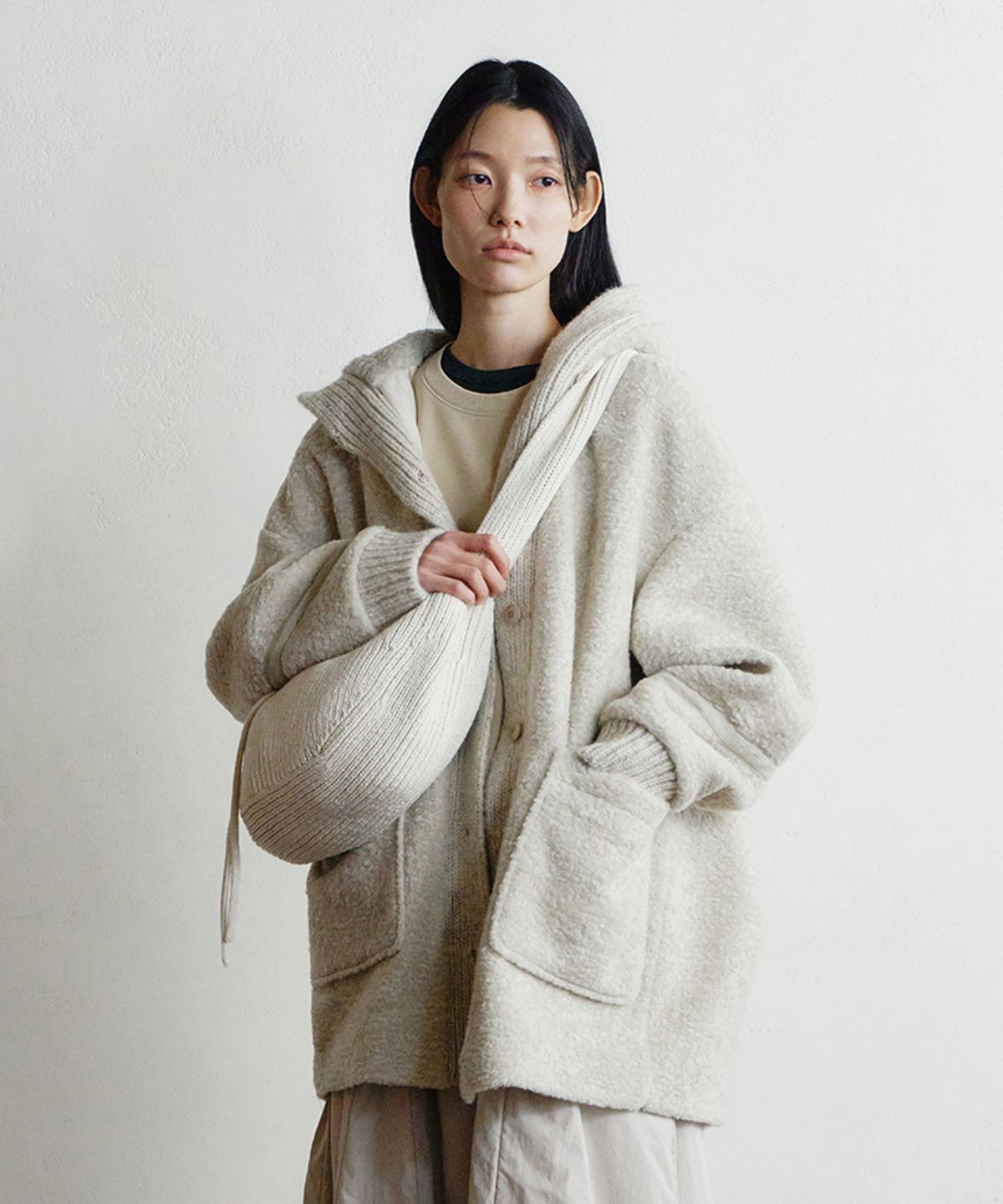 모노크롬(MONOCHROME) picker knit bag (ivory)