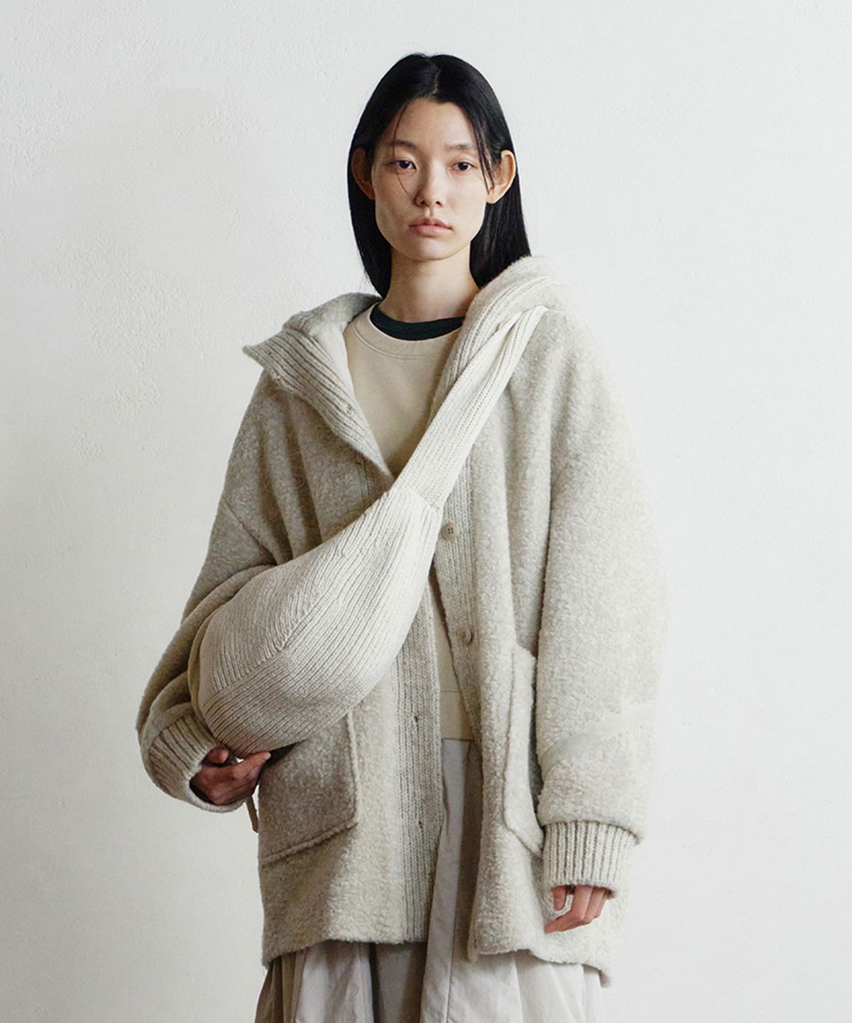 모노크롬(MONOCHROME) picker knit bag (ivory)