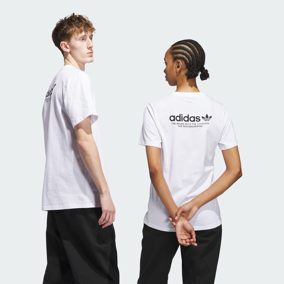 아디다스(ADIDAS) 4.0 Logo 티 JW0039