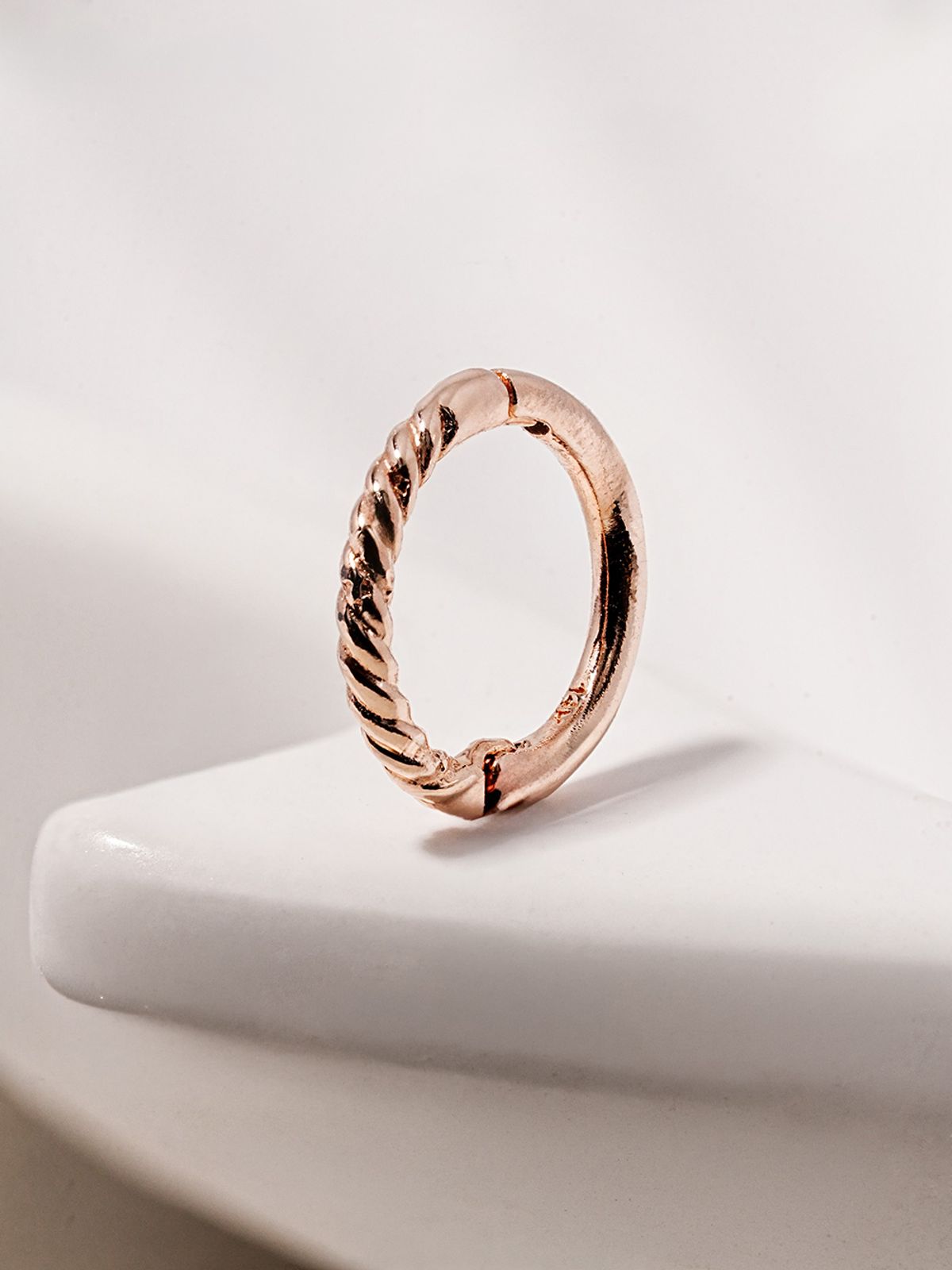 미니멀피어싱(MINIMALPIERCING) 14K 트리플 세그먼트 원터치 링 피어싱 귀걸이