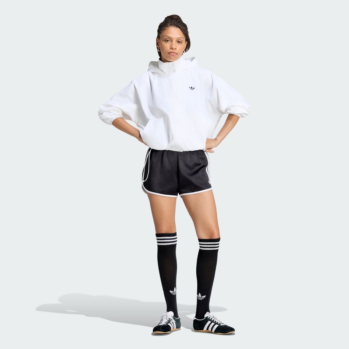 아디다스(ADIDAS) TRF 라이트 우븐 재킷 KW7392