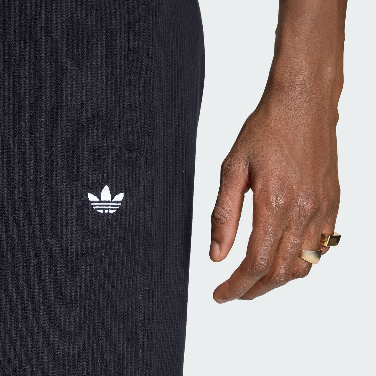 아디다스(ADIDAS) 트레포일 에센셜 와플 쇼츠 KS4181