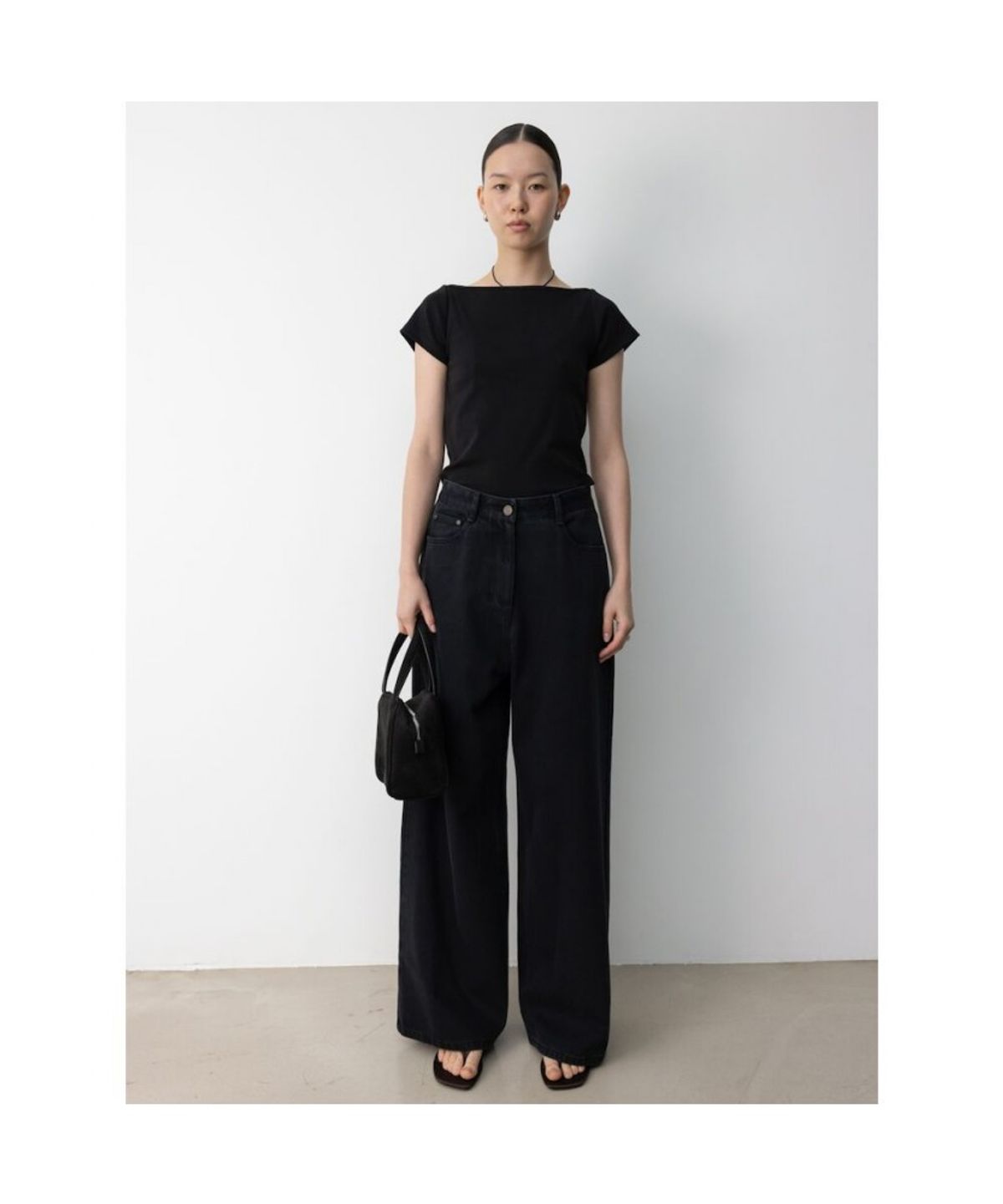 디애퍼처(THE APERTURE) Owen Boxy Denim Pants  Black (TA6721A065)