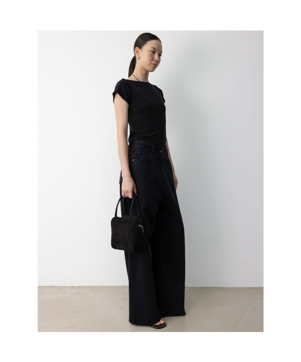 디애퍼처(THE APERTURE) Owen Boxy Denim Pants  Black (TA6721A065)