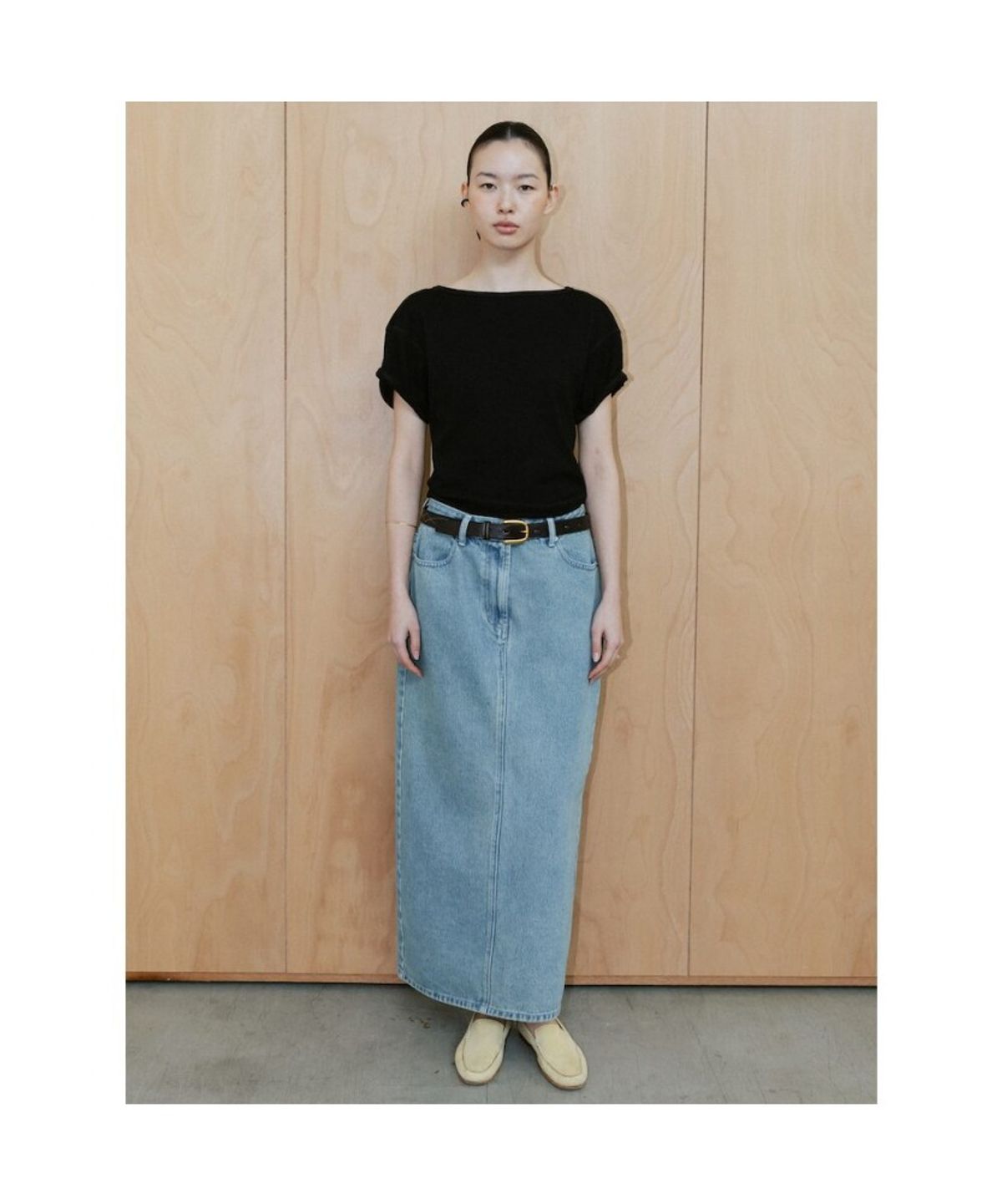 디애퍼처(THE APERTURE) 90s H Line Denim Skirt  Blue (TA6727A08P)