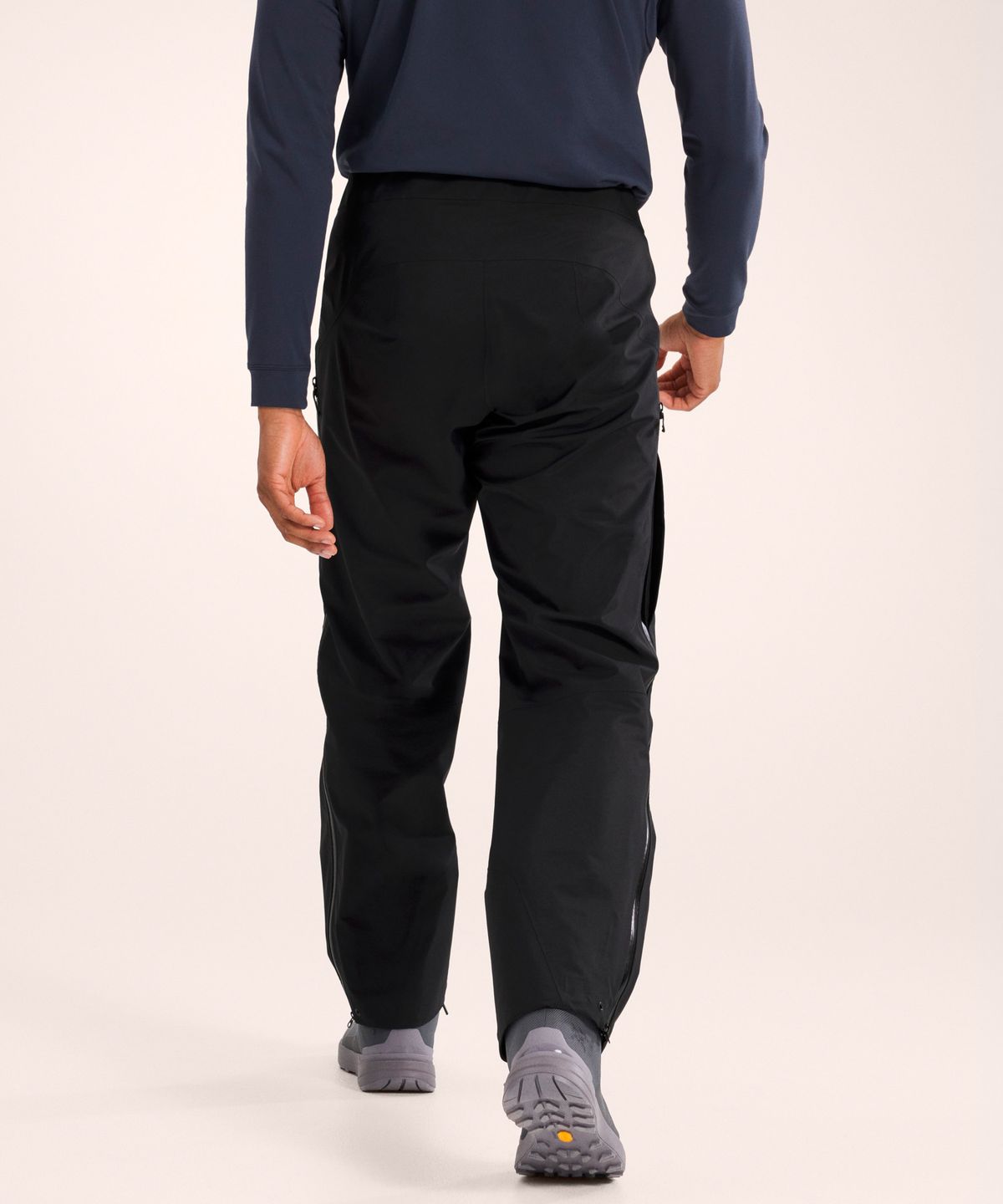아크테릭스(ARCTERYX) 베타 팬츠 남성 - BLACK / APQSM10391