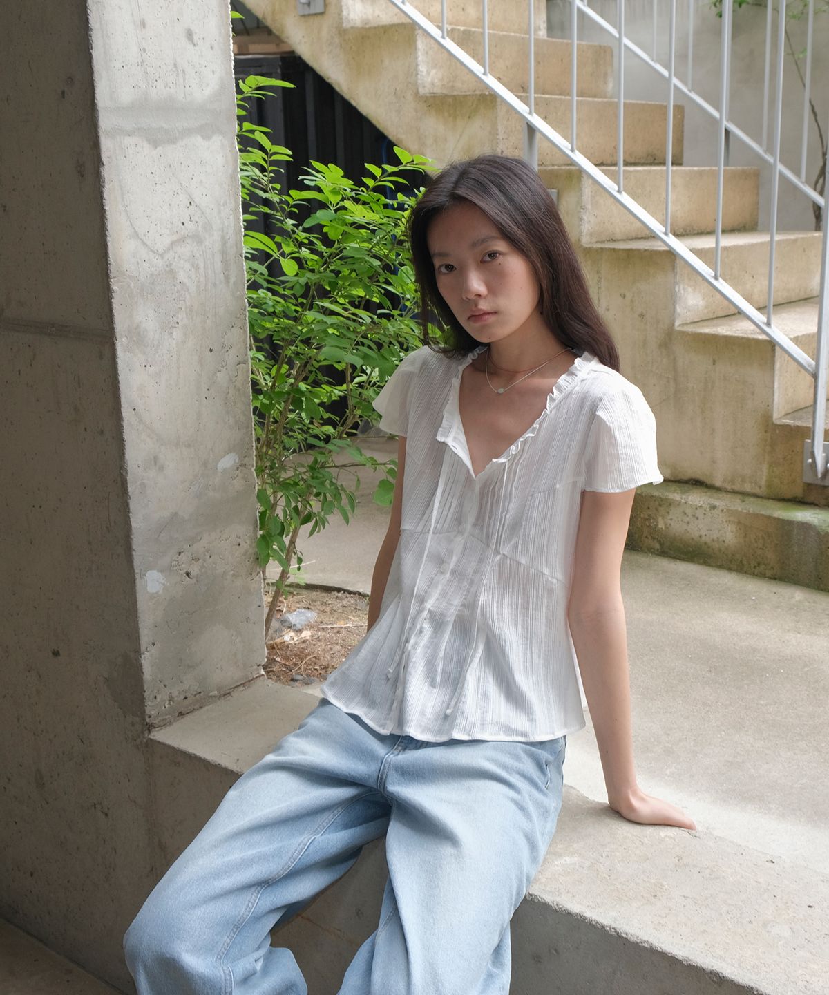 모슈파모슈(MORCEAU PAR MORCEAU) 핀턱 코튼 반팔 블라우스 [화이트]