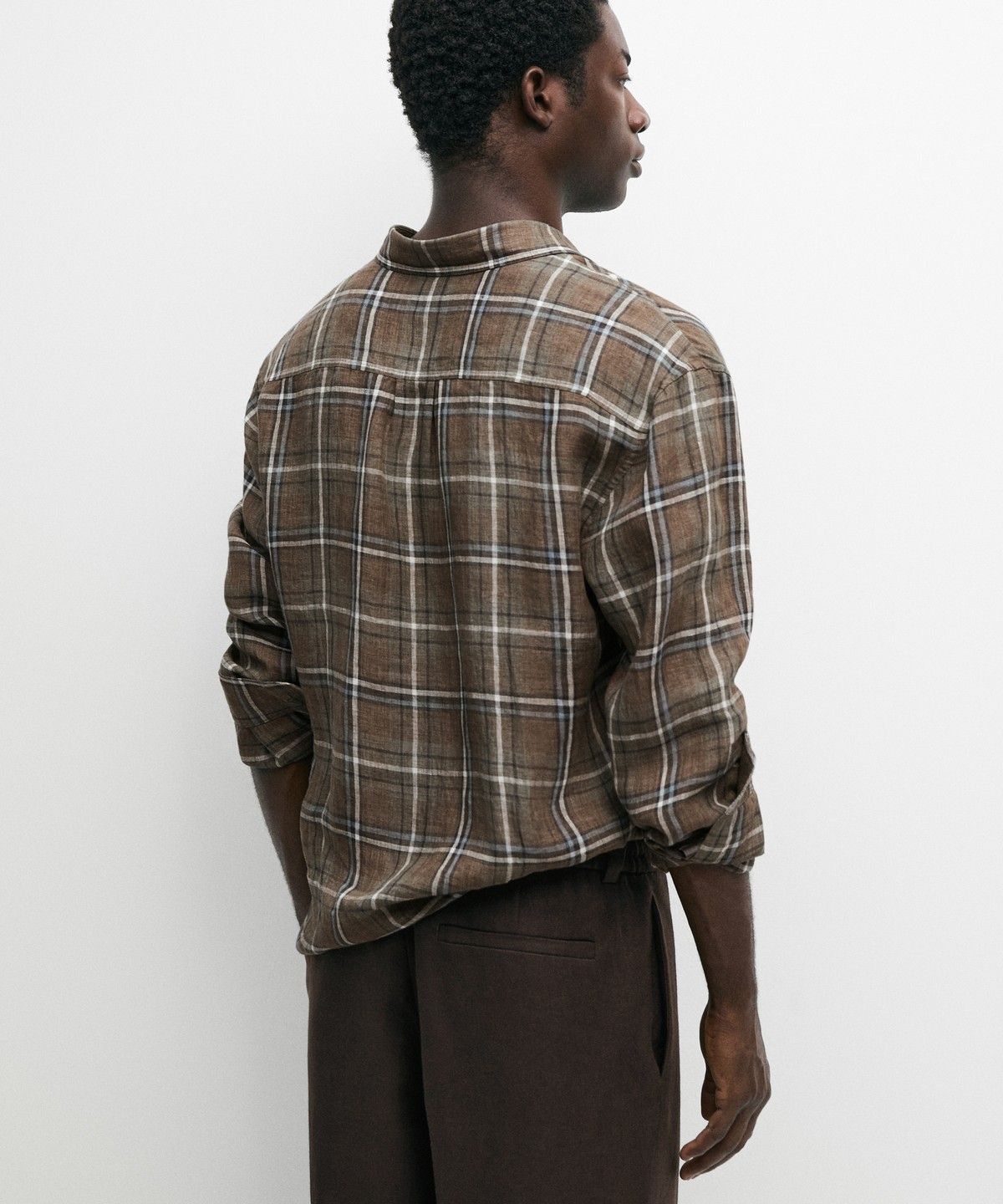마시모두띠(MASSIMO DUTTI) 100% 린넨 레귤러핏 체크 셔츠