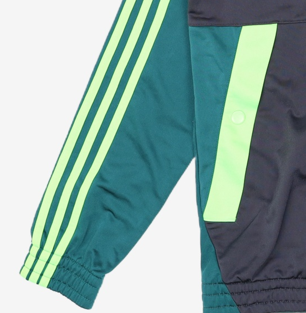 아디다스(ADIDAS) 트레이닝 재킷 M