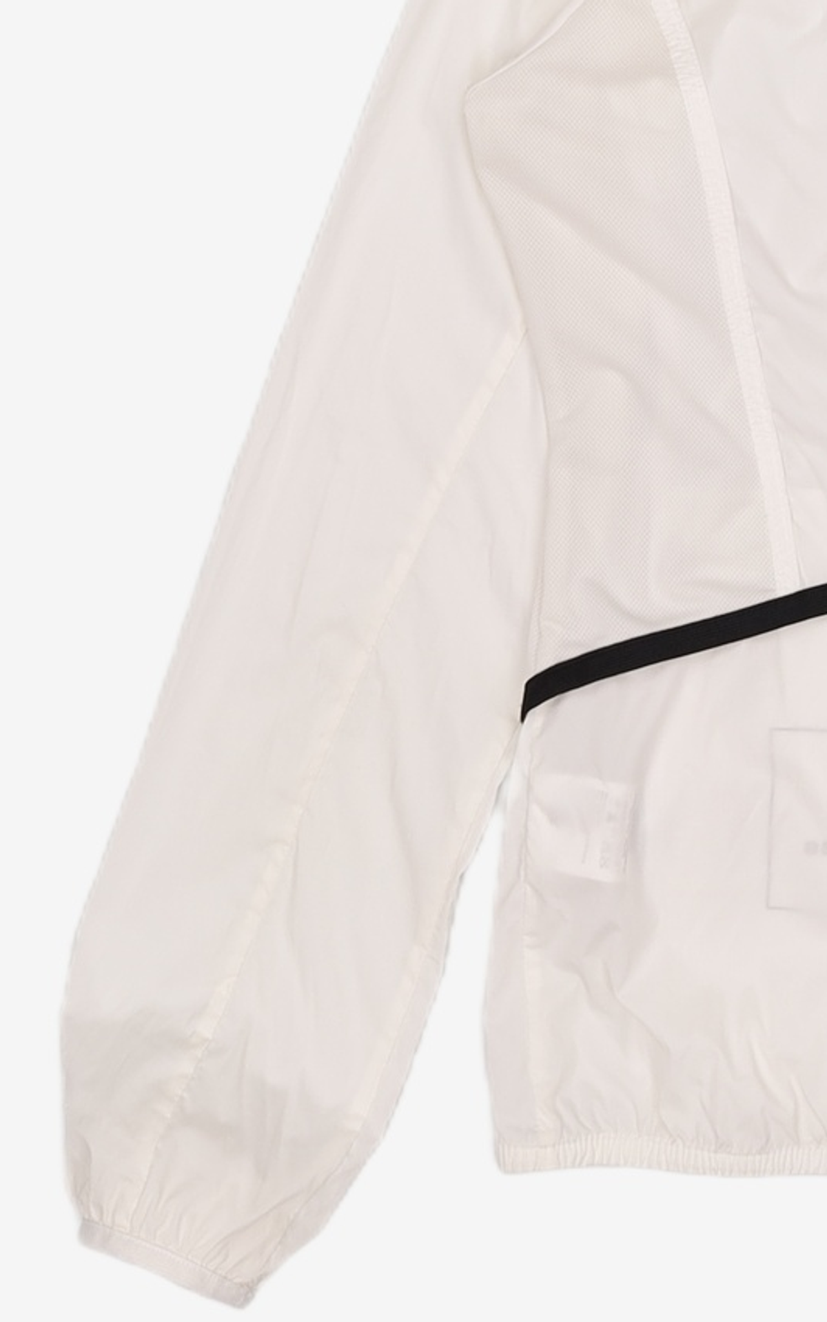 빈폴아웃도어(BEANPOLE OUTDOOR) 화이트 여성 스포티 스트레치 재킷 (BO8339A041) 90