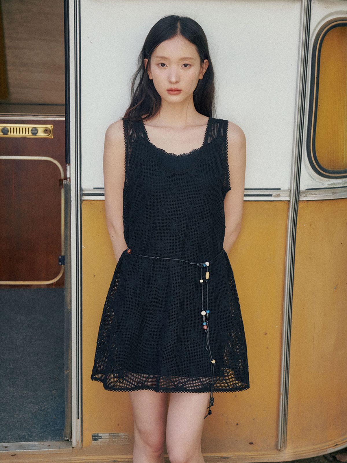 오앨(OUEL) CROCHET LACE MINI DRESS_BLACK