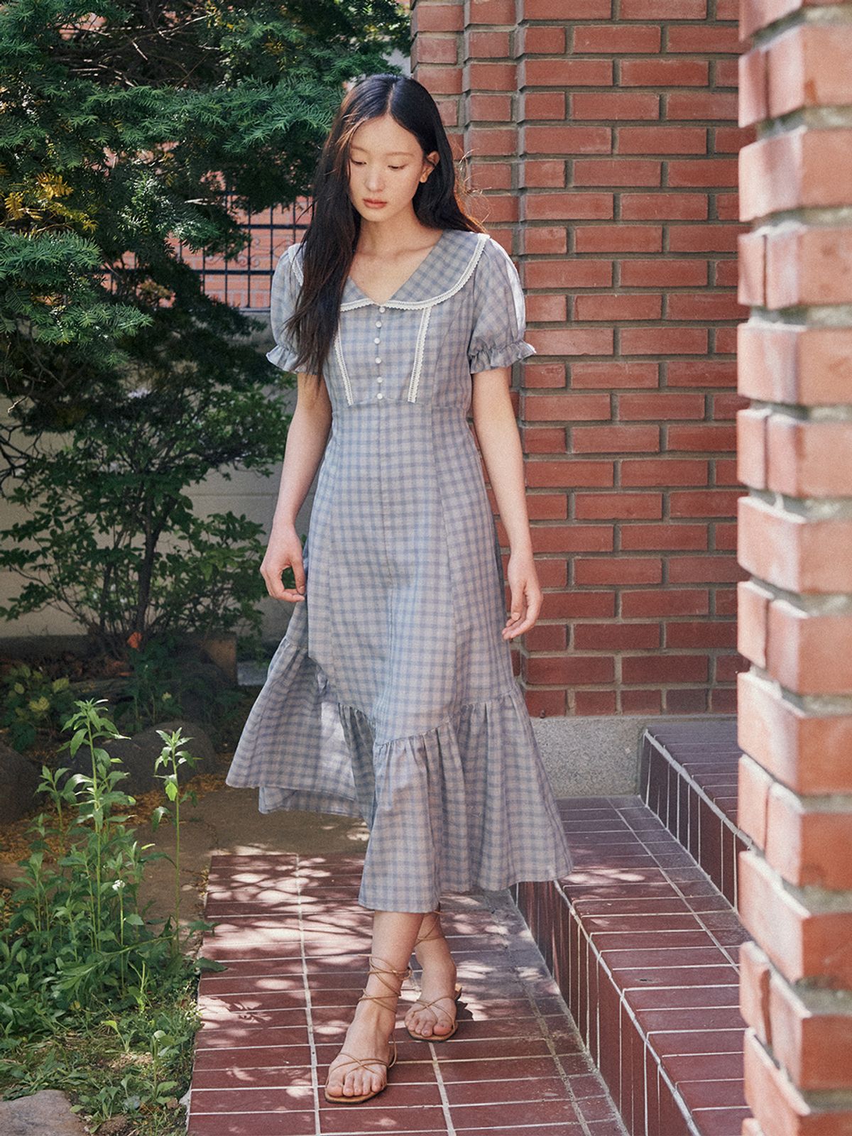 오앨(OUEL) LACE TRIM BUTTON DOWN DRESS_CHECK