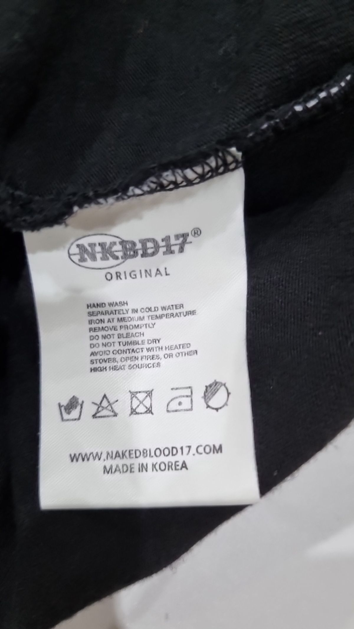 네이키드블러드(NAKEDBLOOD) 반소매 티셔츠