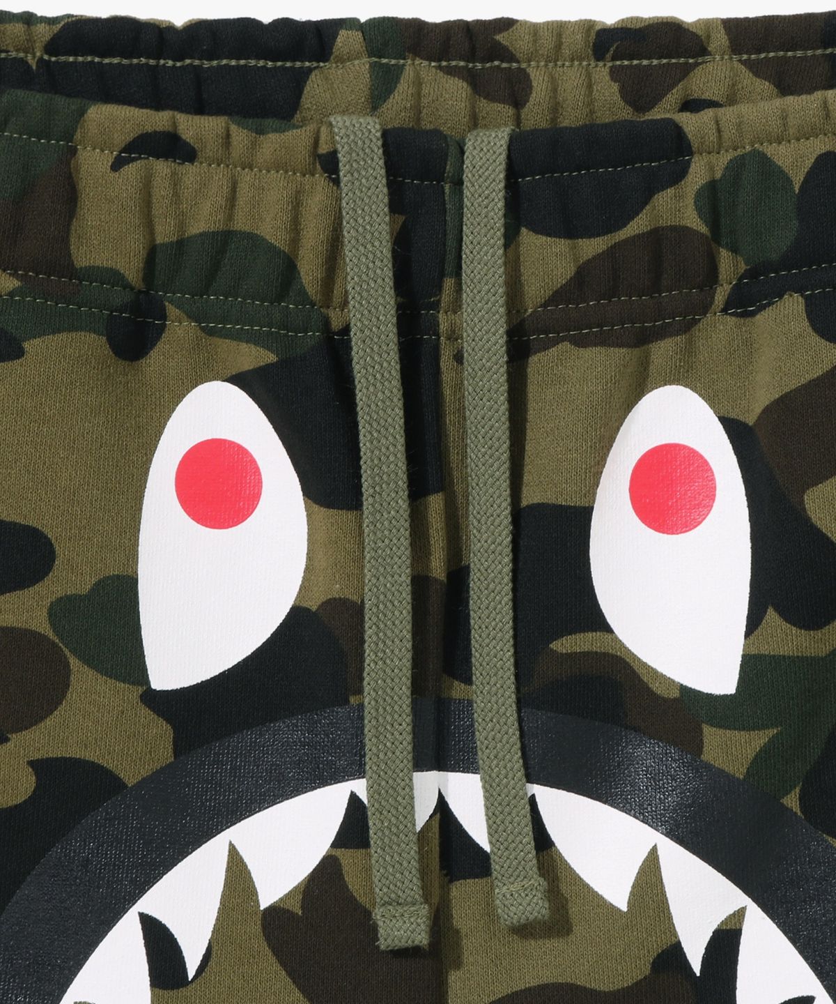 베이프(BAPE) 퍼스터 카모 샤크 스웨트 쇼츠(M) GREEN