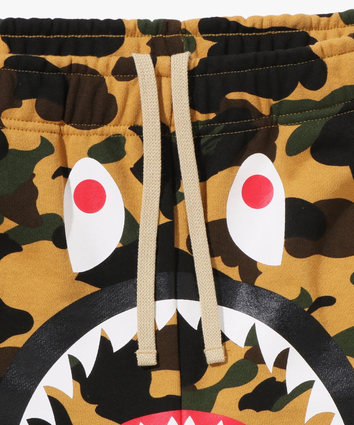 베이프(BAPE) 퍼스터 카모 샤크 스웨트 쇼츠(M) YELLOW