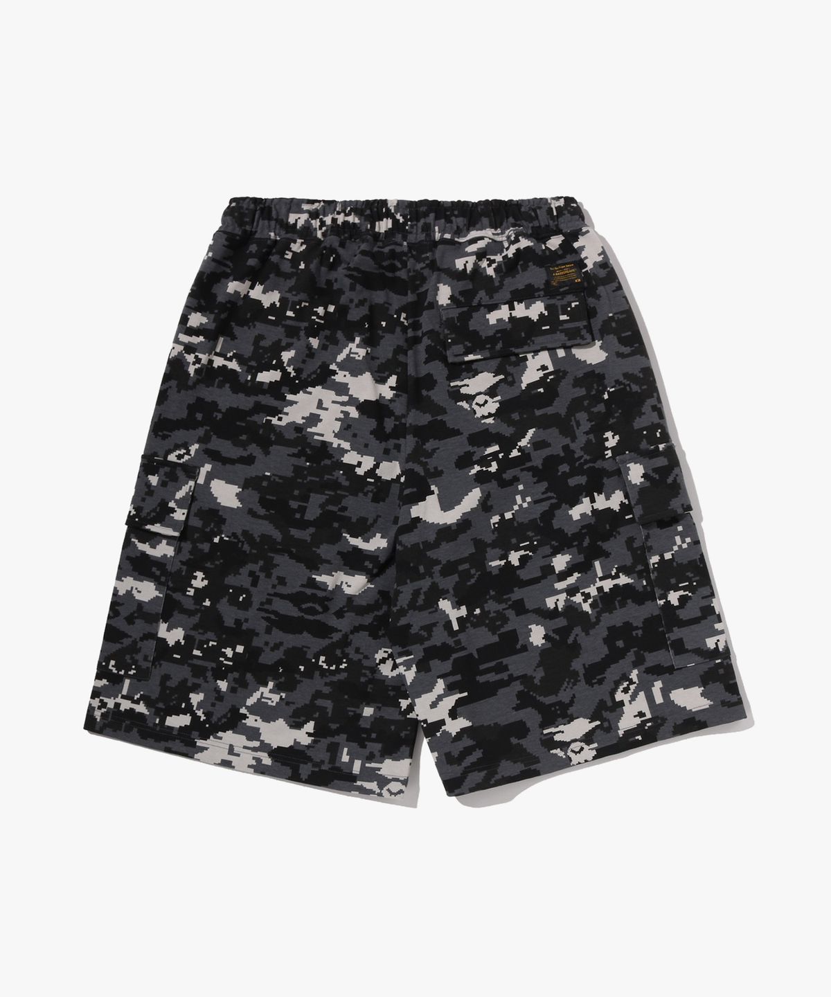 베이프(BAPE) 멀티 픽셀 카모 베이프 스타 로고 카고 릴렉스드 핏 스웨트 쇼츠(M) BLACK