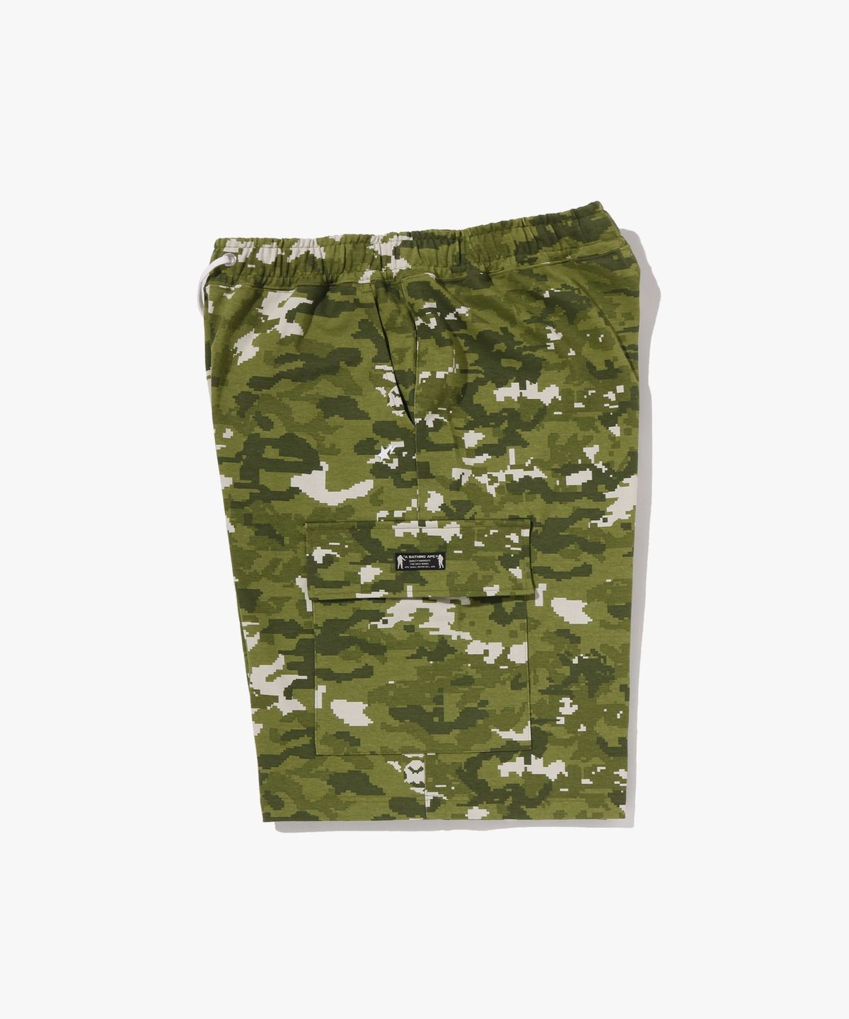 베이프(BAPE) 멀티 픽셀 카모 베이프 스타 로고 카고 릴렉스드 핏 스웨트 쇼츠(M) GREEN