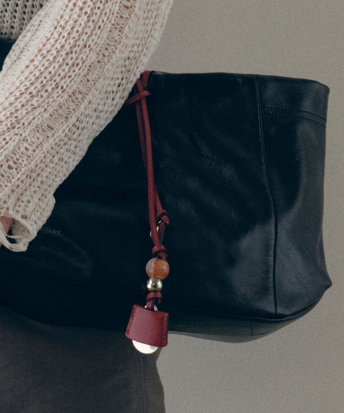 질스튜어트액세서리(JILLSTUART ACC) [파우치포함][BELL] 벨 가죽 참 키홀더  3color JAHO6F350W3 JAHO6F351R2 JAHO6F352I3